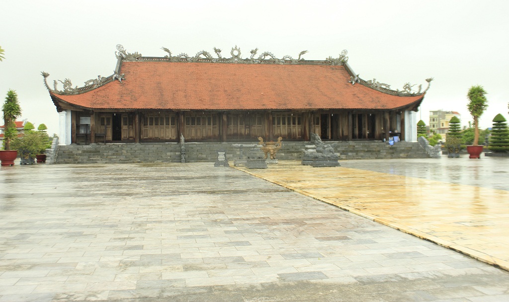 Nhà Thái miếu, nơi đặt thanh long đao - Ảnh: V.N.K