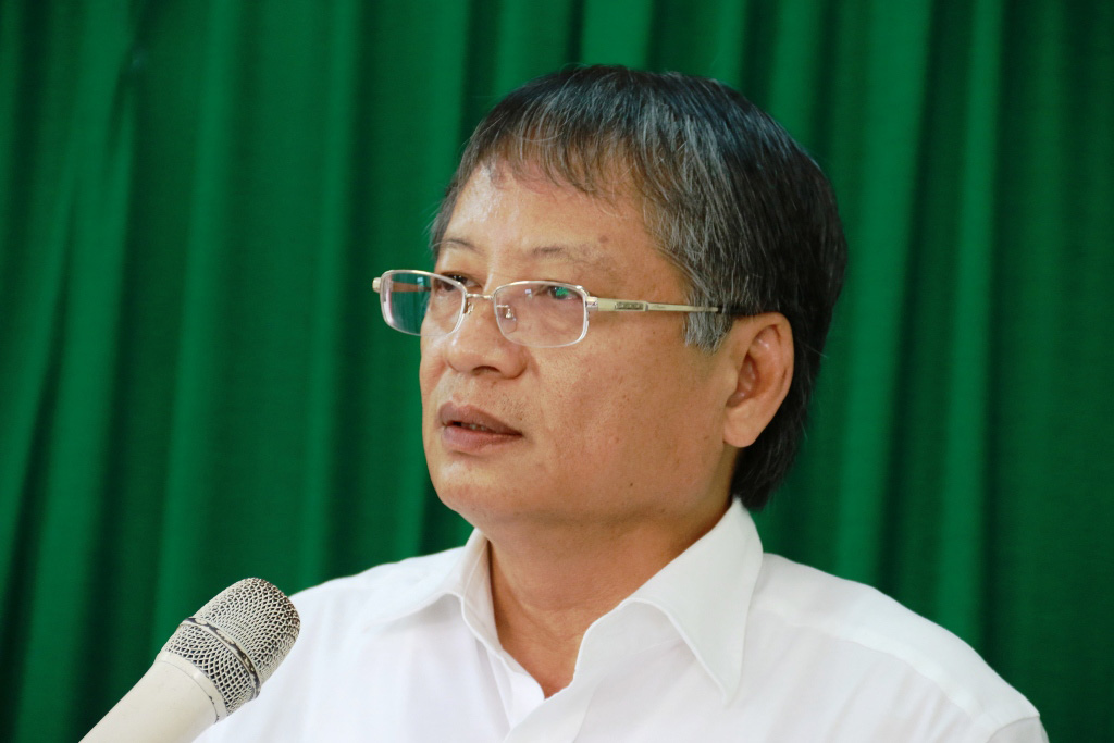 Ông Nguyễn Ngọc Tuấn, Phó chủ tịch UBND TP.Đà Nẵng tại cuộc đối thoại với người dân – Ảnh: Hoàng Sơn