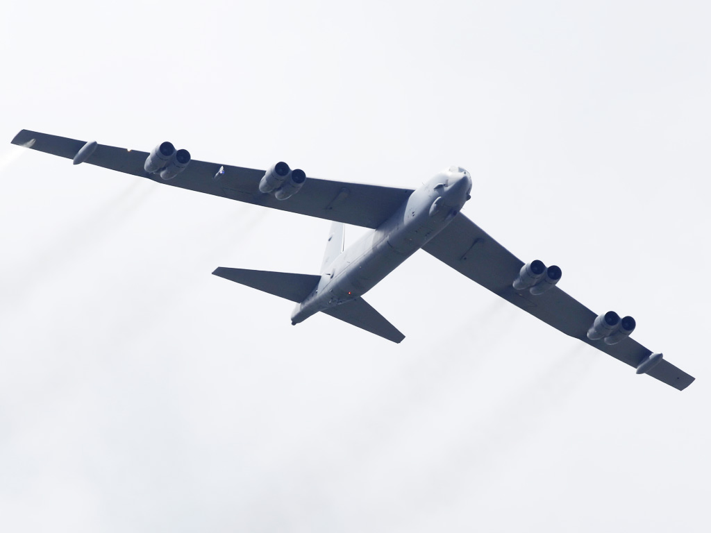 Máy bay ném bom B-52 của Mỹ - Ảnh: Bloomberg
