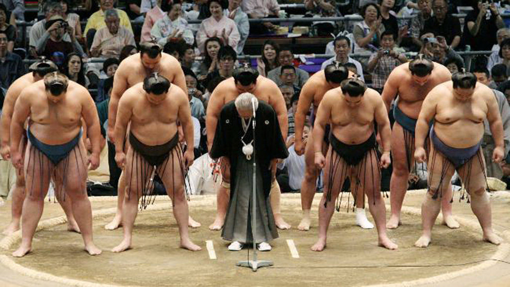 Sumo tàn lụi bởi sự thao túng của mafia Nhật Bản - Ảnh: www.theaustralian.com.au