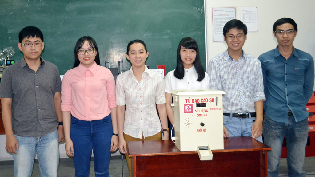 Nhóm sáng chế cùng sản phẩm Máy phát Bao cao su