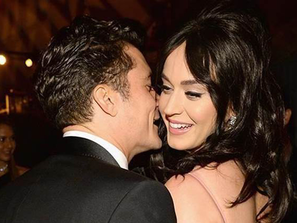 Những khoảnh khắc thân mật của Katy và Orlando tại bữa tiệc hậu lễ trao giải Quả cầu vàng - Ảnh: Reuters