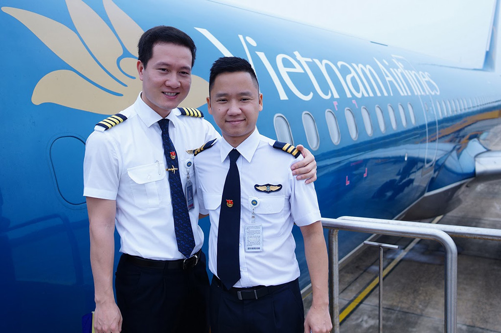Tiếp viên, phi công đều là đoàn viên Đoàn thanh niên Vietnam Airlines - 2