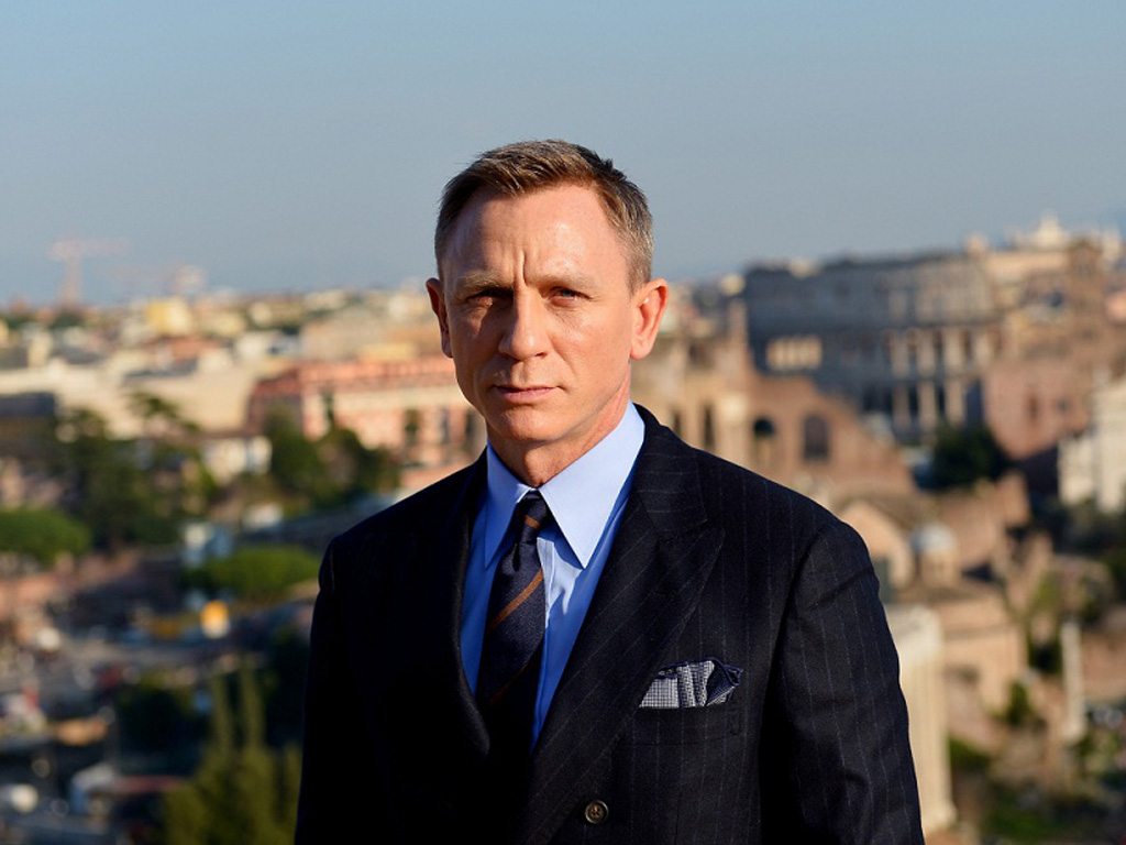 Daniel Craig bỏ vai là cơ hội thuận lợi để Tom Hiddleston hóa thân vào vai diễn kinh điển này - Ảnh: AFP