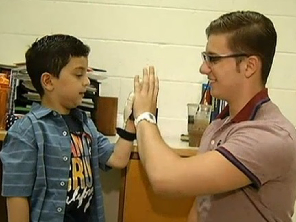 Gabriel và em trai Lucas - Ảnh chụp màn hình video NBC Washington
