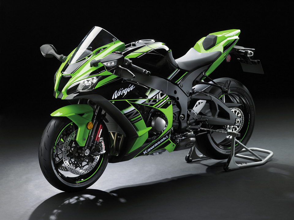 Xe đạp Kawasaki ZX-10R 2016 chính hãng tại Việt Nam có giá 549 triệu đồng?