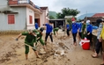 Giúp dân khắc phục hậu quả sạt lở núi Cấm