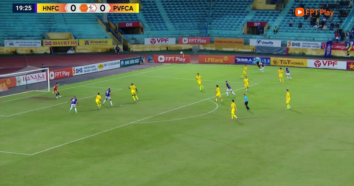 Highlight CLB Hà Nội 4-0 CLB PVF-CAND: Siêu phẩm của Đỗ Hoàng Hên