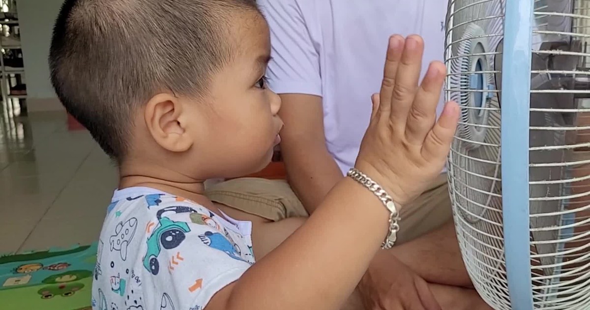 Tiết kiệm điện: Những lời nhắc nhở đáng yêu từ trẻ thơ