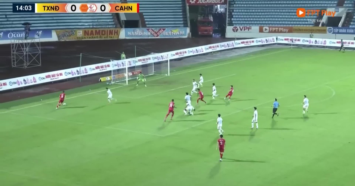 Highlight Thép Xanh Nam Định 0-2 Công An Hà Nội: Xuân Son trầm tư trên khán đài