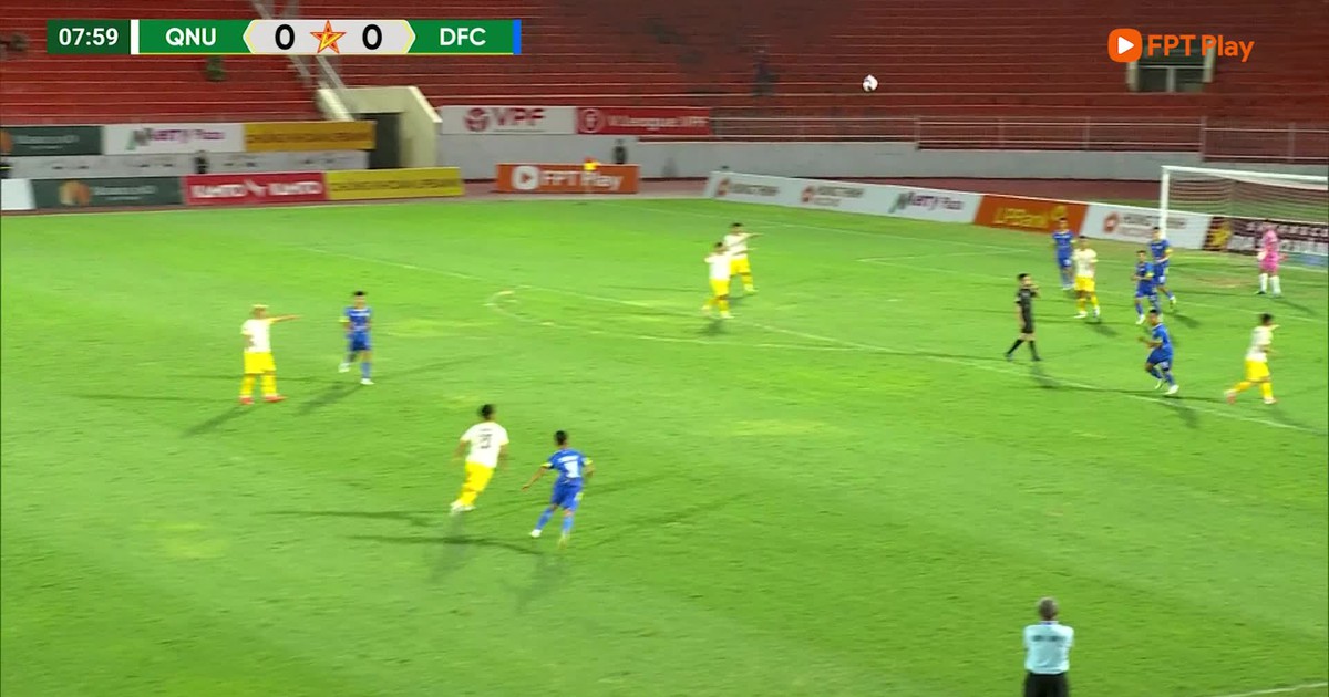 Highlight CLB Quy Nhơn 3-1 Đồng Tháp: Chủ nhà vượt trội