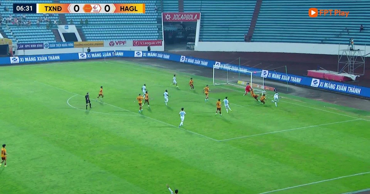 Highlight Nam Định 1-2 HAGL: Siêu phẩm định đoạt trận đấu