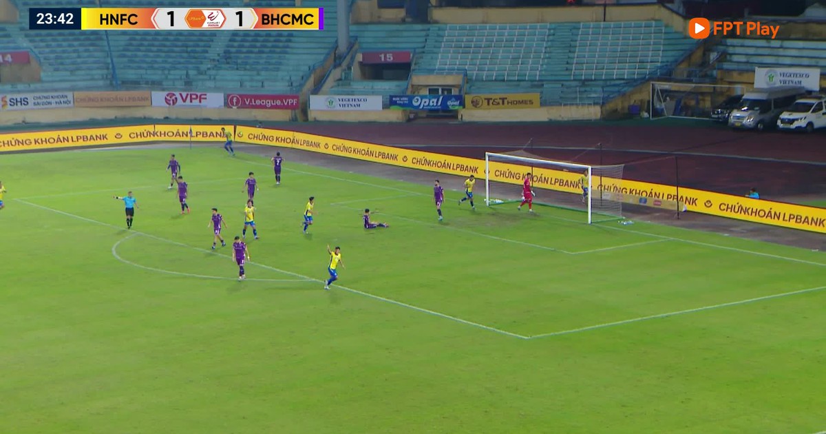 Highlight CLB Hà Nội 4-2 Becamex TP.HCM: Hoàng Hên xuất sắc