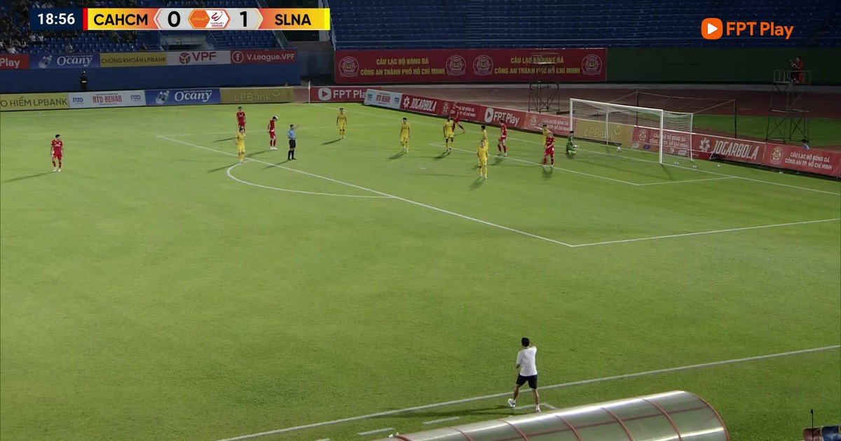 Highlight CLB Công an TP.HCM 3-1 SLNA: Ngược dòng ngoạn mục