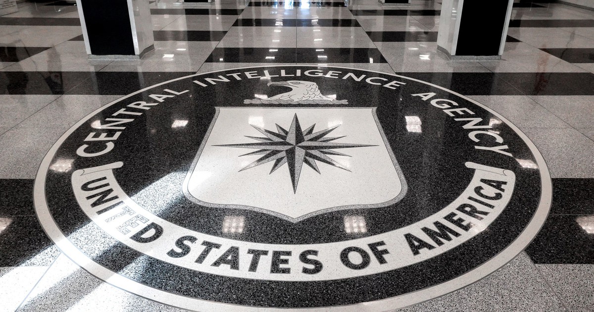 CIA cố vượt ‘Vạn lý tường lửa’ để lôi kéo quan chức Trung Quốc cung cấp thông tin CIA cố vượt ‘Vạn lý tường lửa’ để lôi kéo quan chức Trung Quốc cung cấp thông tin