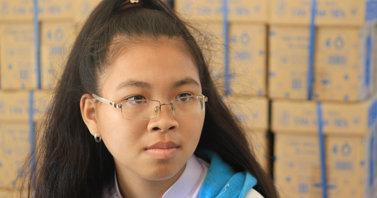 Học trò nghèo nhường lại quà của Phó Thủ tướng Trương Hòa Bình