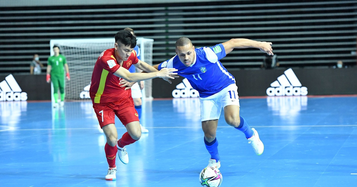 Highlights futsal Việt Nam 1-9 Brazil: Đình Hùng ghi bàn