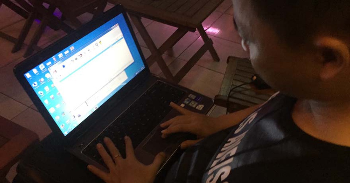 Thâm nhập đường dây bán thông tin cá nhân