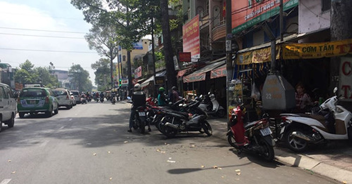 Nơi mạnh tay, nơi 'thả nổi' vỉa hè: Cần làm nghiêm túc, đồng loạt ở khắp nơi