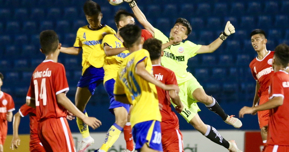 VCK U.19 quốc gia: Cú lội ngược dòng ngoạn mục của thầy trò Phan Thanh Bình