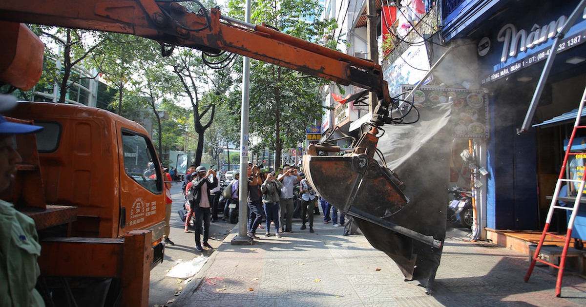 Ông Đoàn Ngọc Hải: 'Dọn vỉa hè là không có vùng cấm'