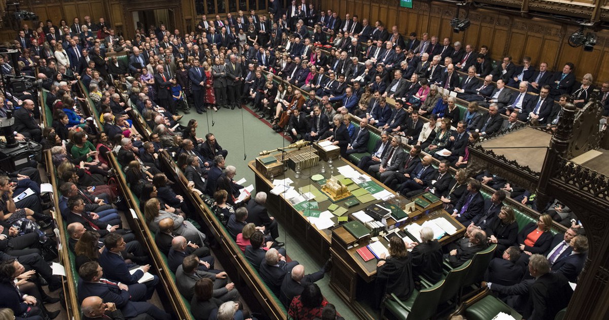 Quốc hội Anh bác bỏ đề xuất rời EU của thủ tướng