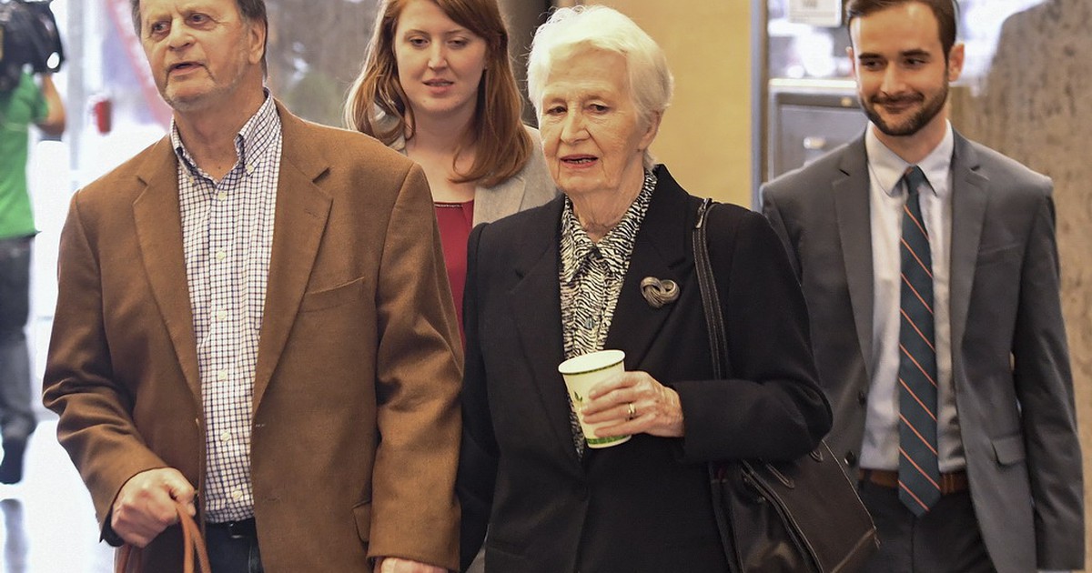 Bị ung thư vì thuốc diệt cỏ Roundup, nạn nhân thứ 2 thắng kiện tại Mỹ