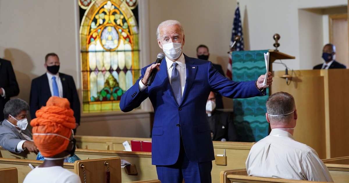 Ứng viên tổng thống Biden dùng đại dịch Covid-19 để hạ uy tín ông Trump