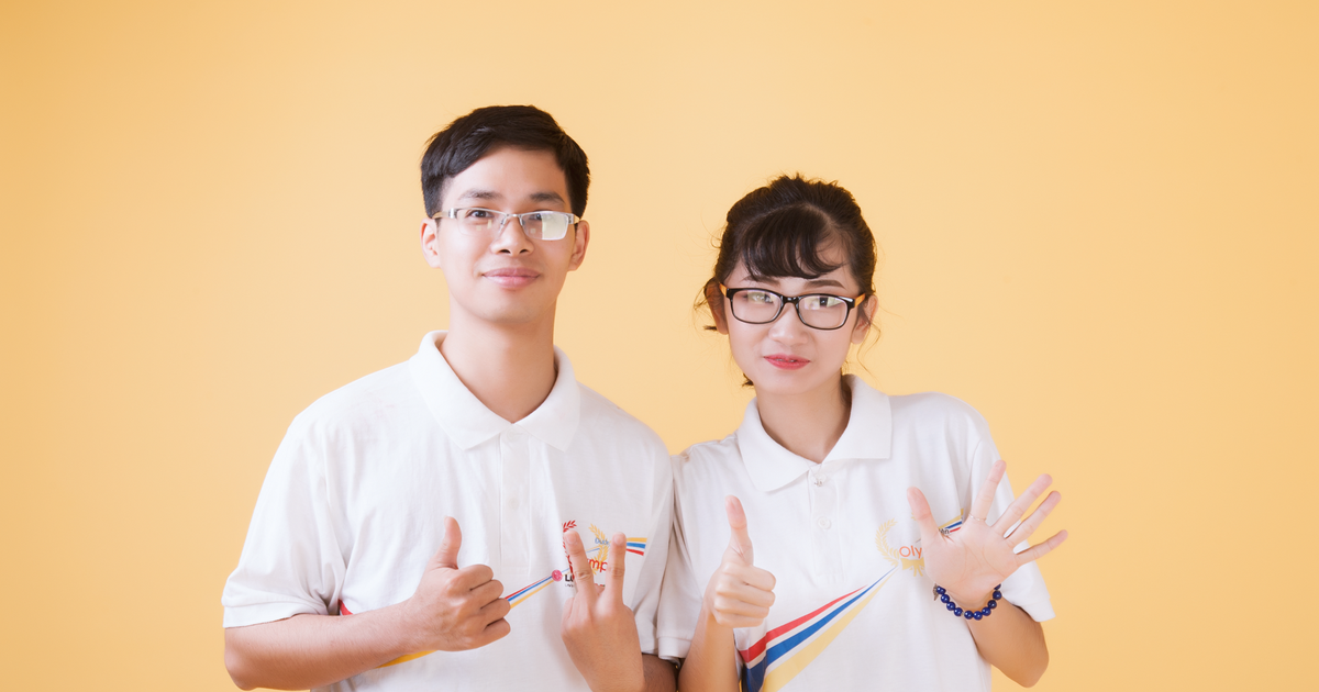 Clip cầu hôn bằng vòng nguyệt quế gây 'sốt' cộng đồng mạng