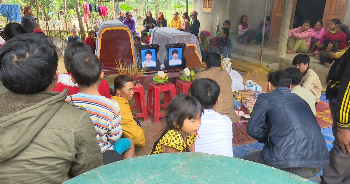 3 cháu bé nhà nghèo bắt cá ăn: Chết tức tưởi nghi ăn nhầm trứng cóc