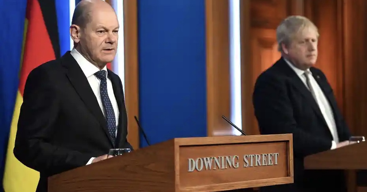 Đức sẽ viện trợ 1 tỉ euro cho Ukraine mua sắm thiết bị quân sự