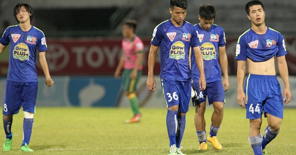 HLV Guillaume: 'HAGL mất cân bằng giữa tấn công và phòng ngự'