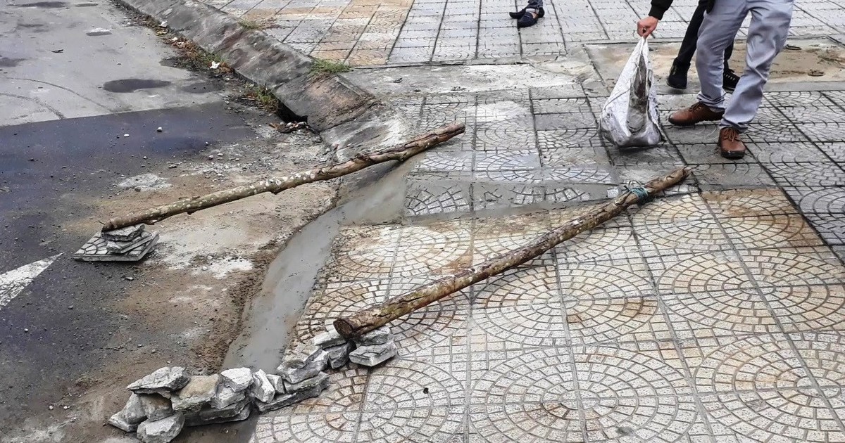 Vỉa hè Đà Nẵng 'phục vụ APEC' hư hỏng sau vài tháng sử dụng