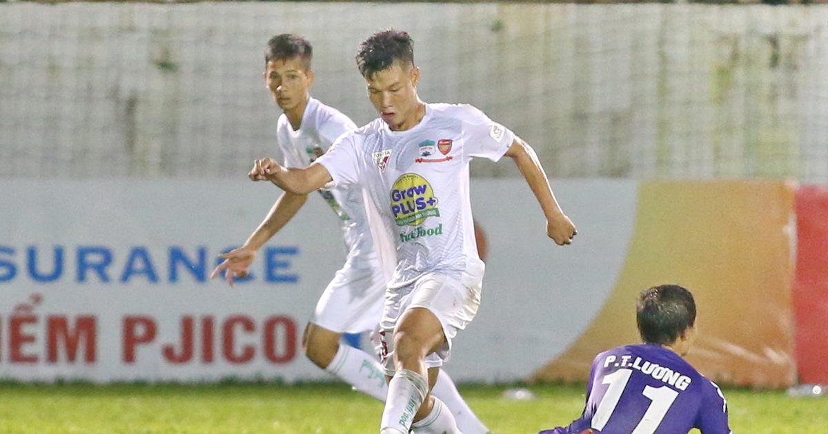 Vòng 17 V-League 2016: HAGL bại trận ở Tam Kỳ