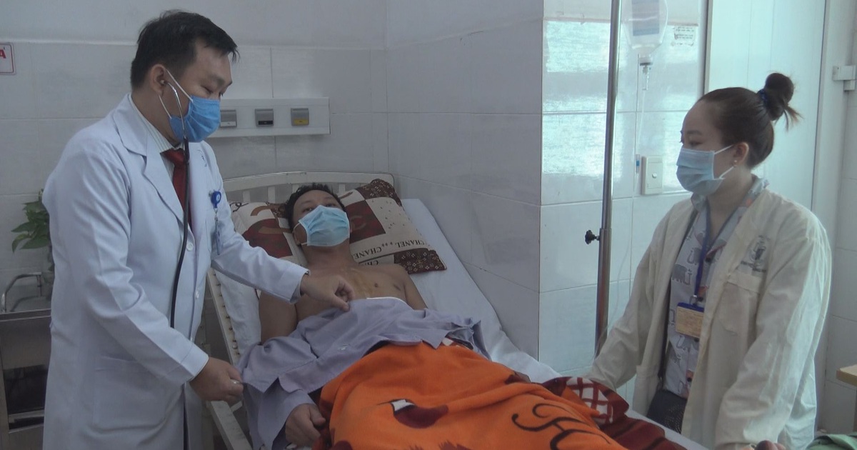 Xuyên đêm cứu người đàn ông bị đâm thủng tim lúc ngồi nhậu