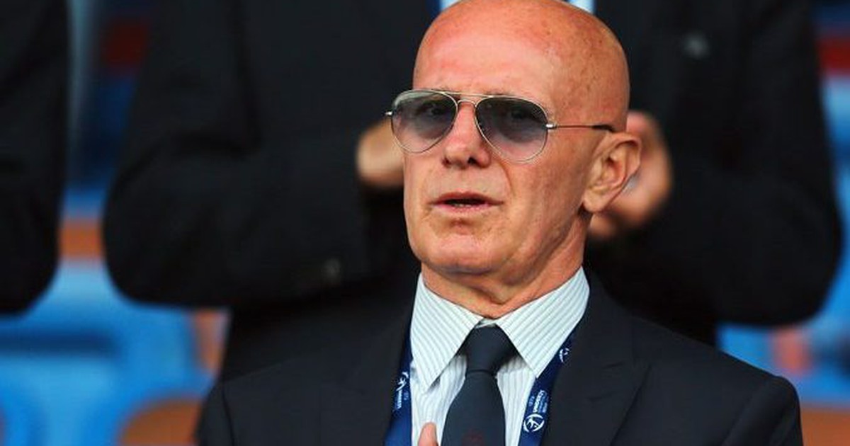 HLV Arrigo Sacchi chỉ trích tuyển Ý và Balotelli chơi “thiếu thông minh”