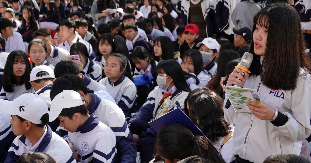 TƯ VẤN MÙA THI 2019: Nghề nào dễ có việc làm?