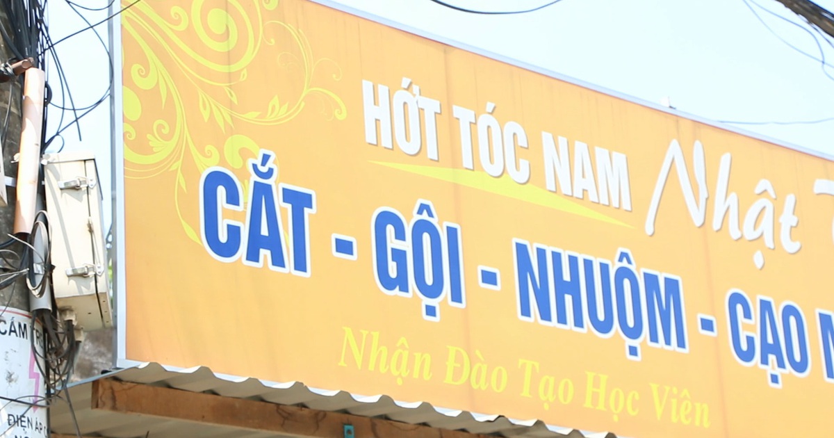 Chuyện râu tóc quý ông Sài Gòn sau gần 1 tháng tiệm cắt tóc đóng cửa