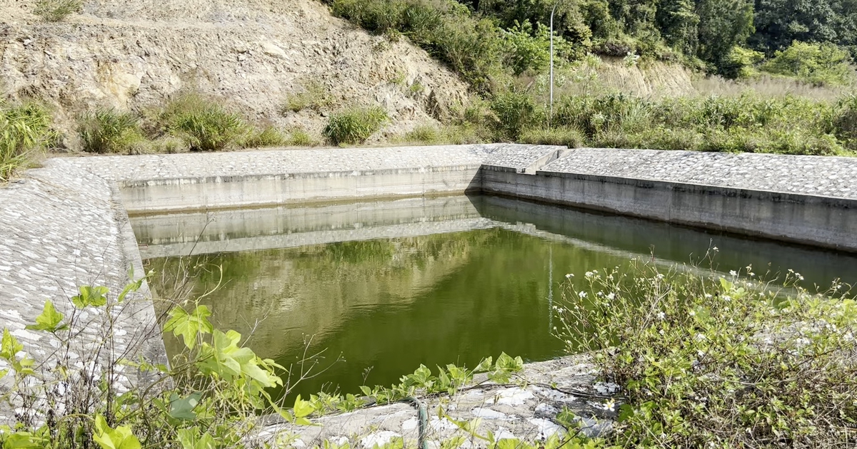 Cận cảnh công trình 140 tỉ đồng bị bỏ hoang nhiều năm trên vịnh Bái Tử Long