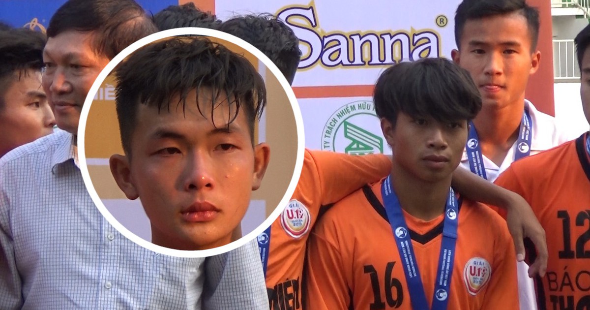 “Tiểu Công Phượng” và đồng đội ngấn lệ sau khi U.19 Đà Nẵng thua Hà Nội