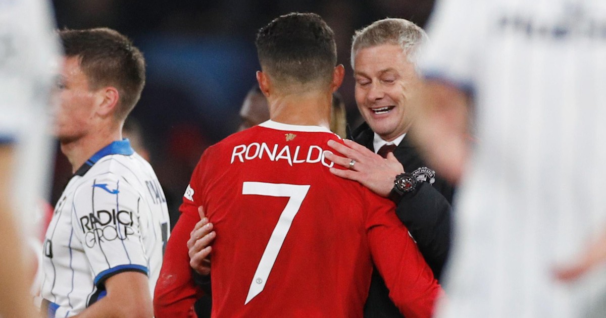 Ronaldo giữ ghế cho Solskjaer ở Manchester United bất chấp dư luận cho rằng CR7 'phá đội'