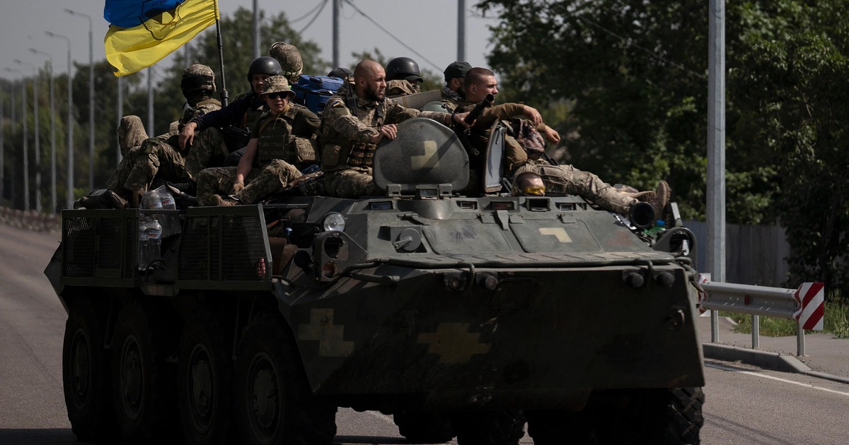 Ukraine nói phản công sẽ 'chậm rãi nghiền nát' Nga