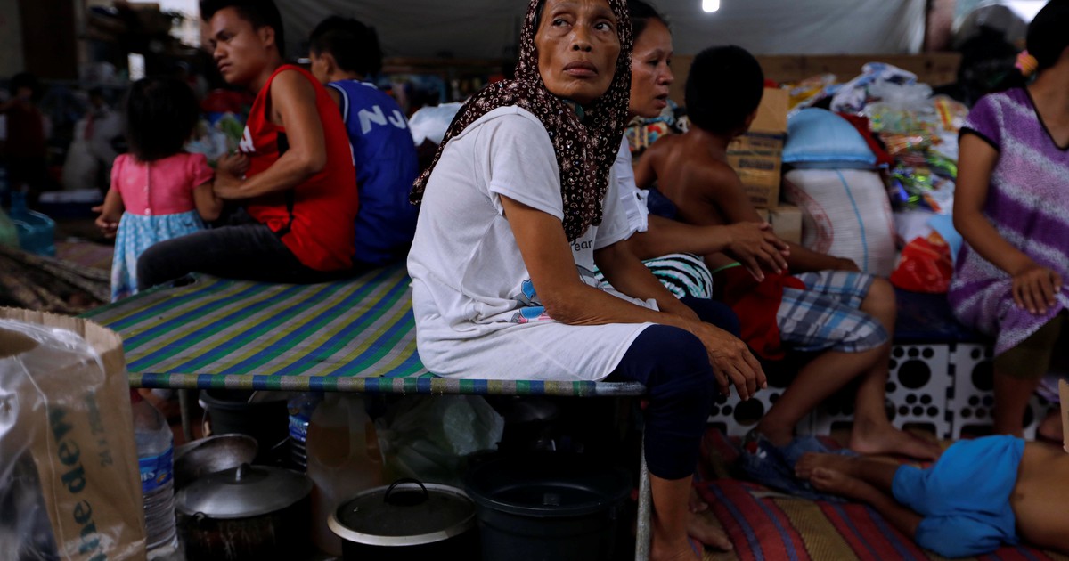 Phiến quân Philippines bắt dân thường cướp bóc, làm nô lệ tình dục