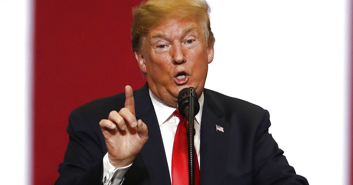 Tổng thống Donald Trump dọa áp thuế 500 tỉ USD giá trị hàng hóa Trung Quốc