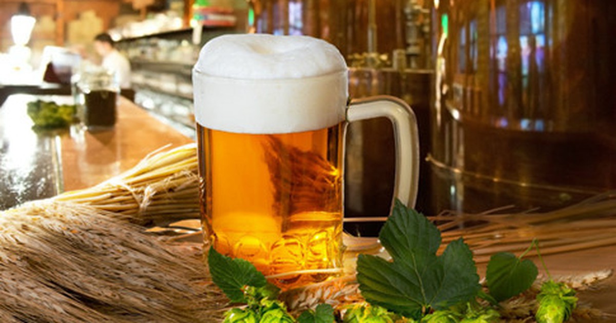 Mẹo vặt: Bia giúp phụ nữ mọc tóc nhanh, bóng khỏe