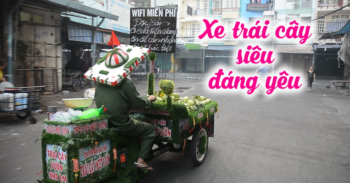 Xe bán trái cây có wifi, nhạc bolero của ông chủ yêu đời