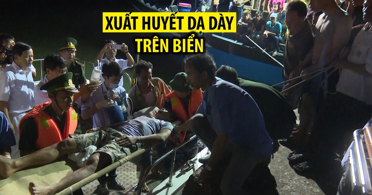 Vượt sóng cấp cứu ngư dân xuất huyết dạ dày trên biển