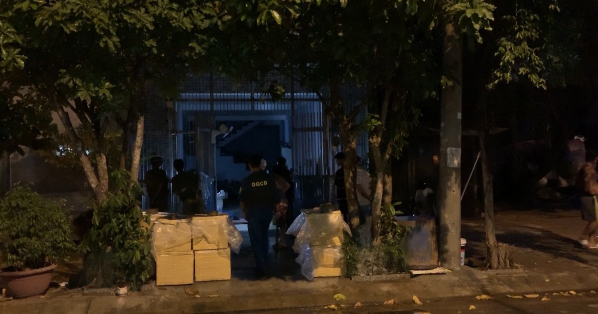 Thanh niên 17 tuổi bị điện giật thương tâm, chết trước cửa nhà