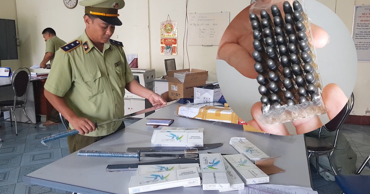 Phát hiện “hàng nóng” đao kiếm, đạn nổ trong xe tải trên Quốc lộ