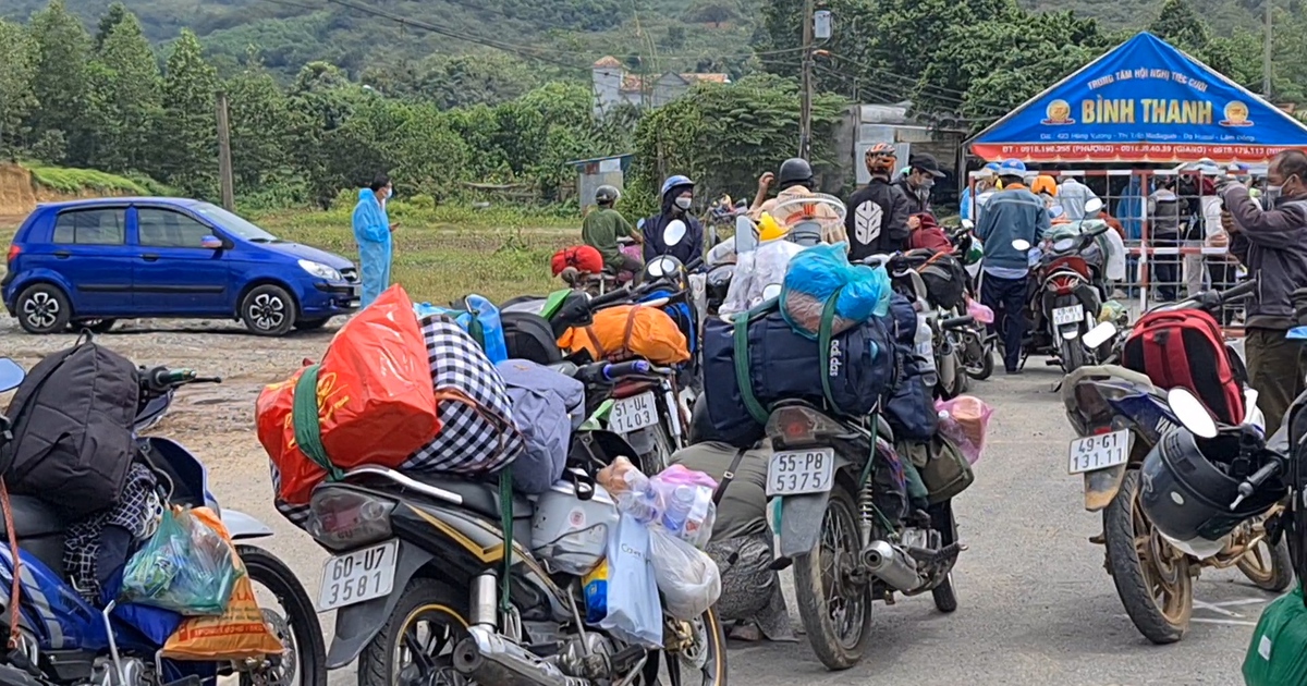 Lâm Đồng kiểm soát gắt gao người về quê tự phát bằng xe máy